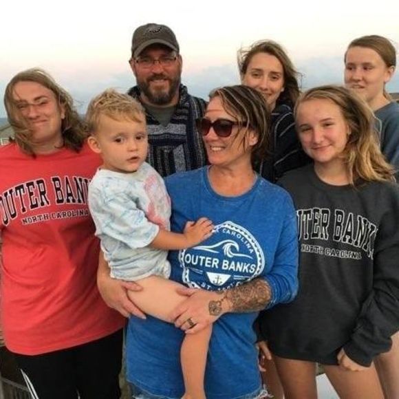 Meet your Posher, Kathryn - Picture 1 of 1